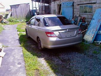 2002 Honda Fit Aria Photos