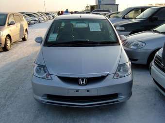 2003 Honda Fit Aria Photos