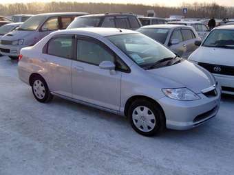 2003 Honda Fit Aria Photos