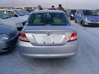 2003 Honda Fit Aria Pictures