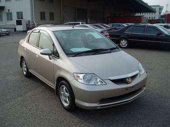 2003 Honda Fit Aria Images