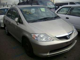 2003 Honda Fit Aria Photos