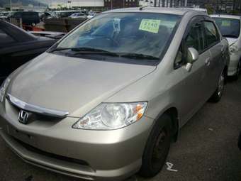 2003 Honda Fit Aria Photos