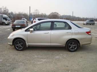 2003 Honda Fit Aria Photos