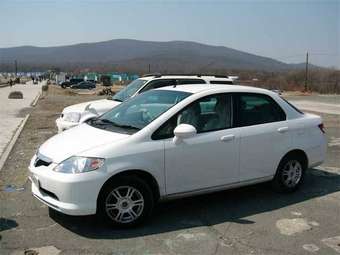 2003 Honda Fit Aria Wallpapers