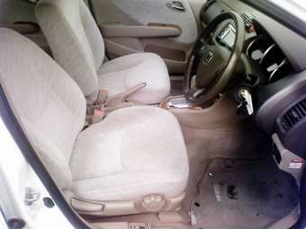 2003 Honda Fit Aria Pictures