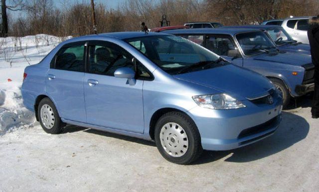 2003 Honda Fit Aria