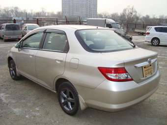 2003 Honda Fit Aria Pictures