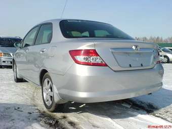 2003 Honda Fit Aria Photos