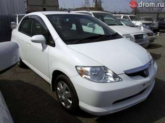 2003 Honda Fit Aria Images