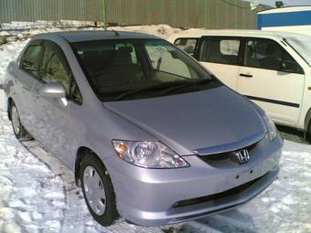 2003 Honda Fit Aria Pictures