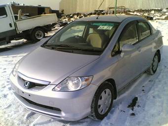 2003 Honda Fit Aria Photos