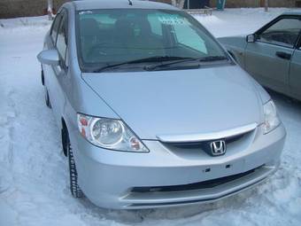 2003 Honda Fit Aria Pictures