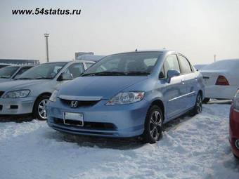 2003 Honda Fit Aria Images