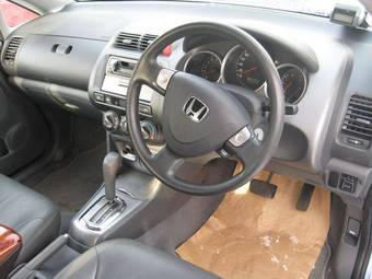 2003 Honda Fit Aria Pictures