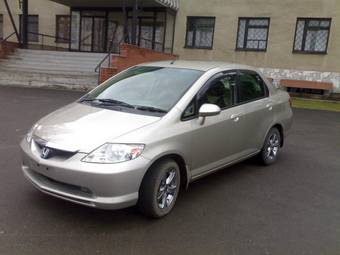 2003 Honda Fit Aria Pictures