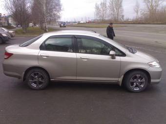 2003 Honda Fit Aria Photos