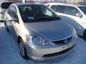 2003 Honda Fit Aria Pictures