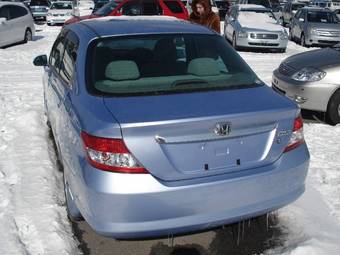 2003 Honda Fit Aria Pictures