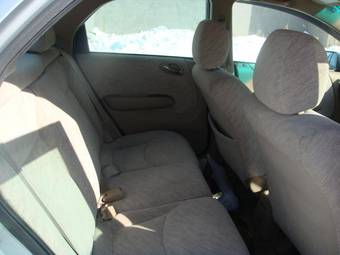 2003 Honda Fit Aria Pictures