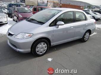 2003 Honda Fit Aria Wallpapers