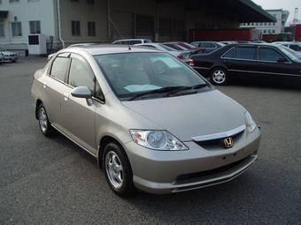 2003 Honda Fit Aria Photos