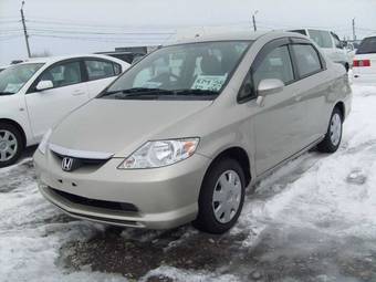 2003 Honda Fit Aria Pics