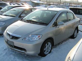 2003 Honda Fit Aria Photos