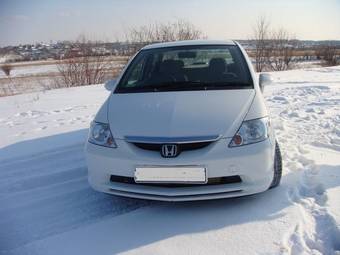 2003 Honda Fit Aria Photos