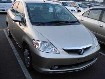 2003 Honda Fit Aria Photos