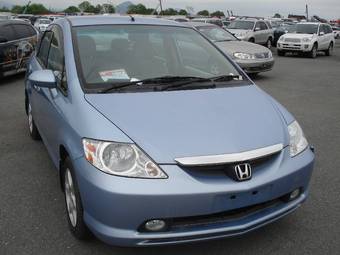 2003 Honda Fit Aria Pictures