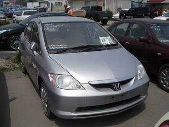 2003 Honda Fit Aria Pictures