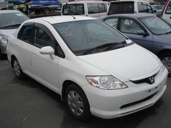 2003 Honda Fit Aria Photos