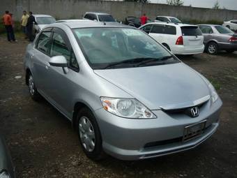2003 Honda Fit Aria Pictures