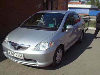 2003 Honda Fit Aria Pictures