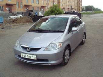 2003 Honda Fit Aria Pictures