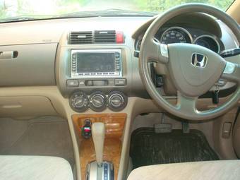 2003 Honda Fit Aria Wallpapers