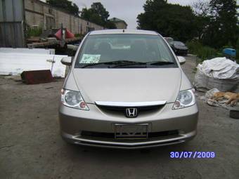 2003 Honda Fit Aria Pictures