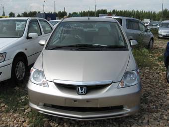 2003 Honda Fit Aria Pictures