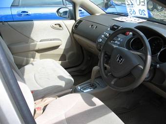 2003 Honda Fit Aria Photos