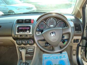 2003 Honda Fit Aria Images