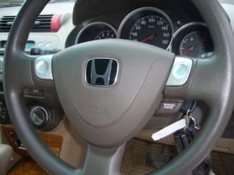 2004 Honda Fit Aria Pics