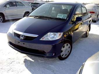 2004 Honda Fit Aria Photos