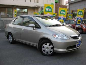 2004 Honda Fit Aria Images