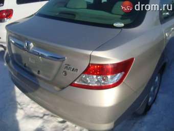 2004 Honda Fit Aria Pictures