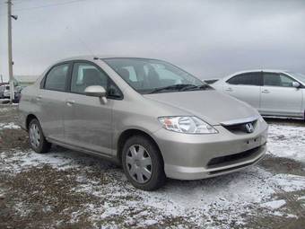 2004 Honda Fit Aria Photos