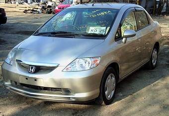 2004 Honda Fit Aria Pictures