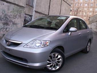 2004 Honda Fit Aria Photos