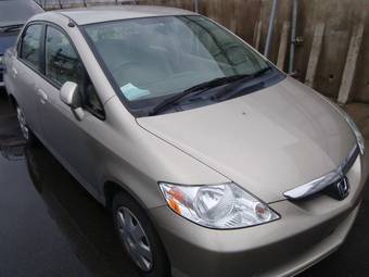 2004 Honda Fit Aria Pictures