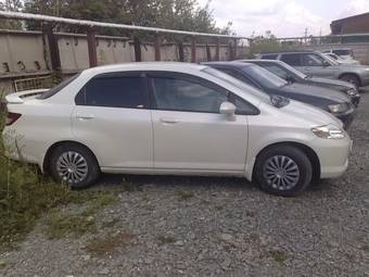 2004 Honda Fit Aria Photos